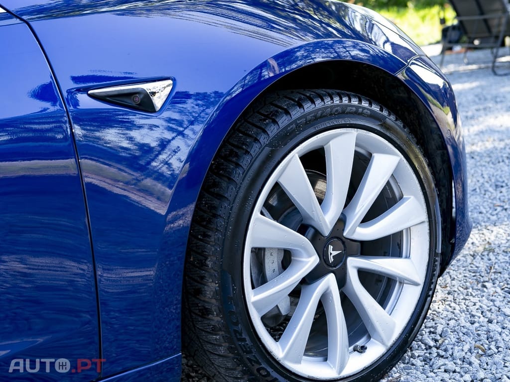 Tesla Model 3 Standard Range Plus RWD