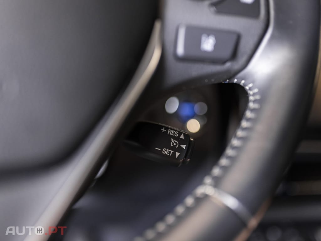 Toyota Auris Touring Sports 1.8 HSD Sport+Navi