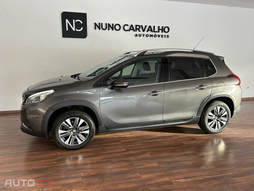 Peugeot 2008 1.2 PureTech Allure