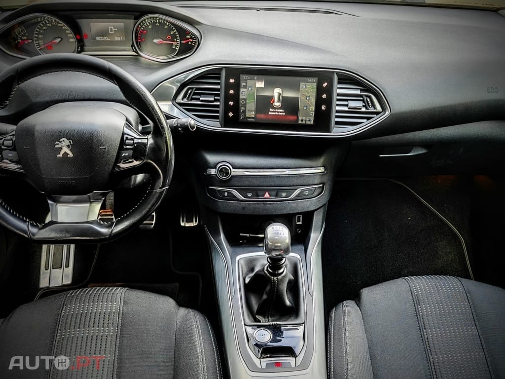Peugeot 308 1.2 PureTech Allure Full LED