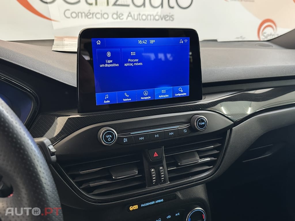 Ford Focus 1.0 EcoBoost MHEV ST-Line