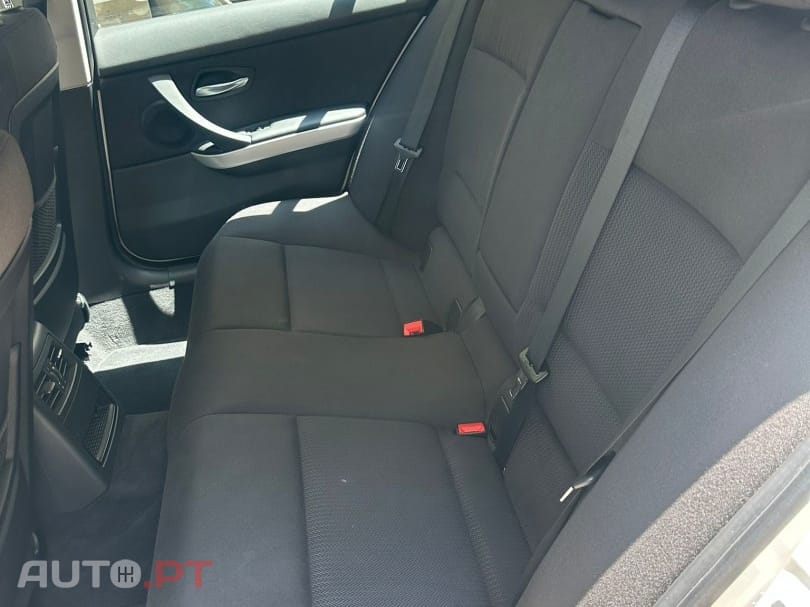 BMW 320 d Touring EfficientDynamics