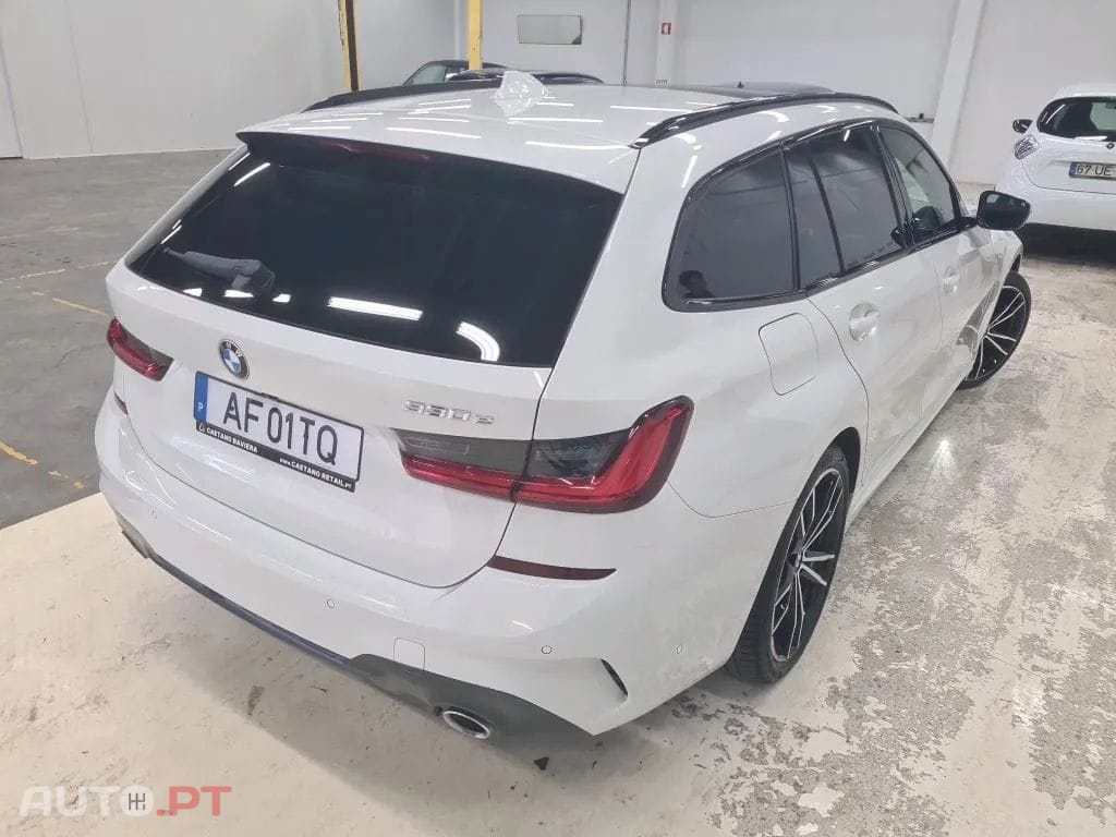BMW 330 e Touring Pack M Auto