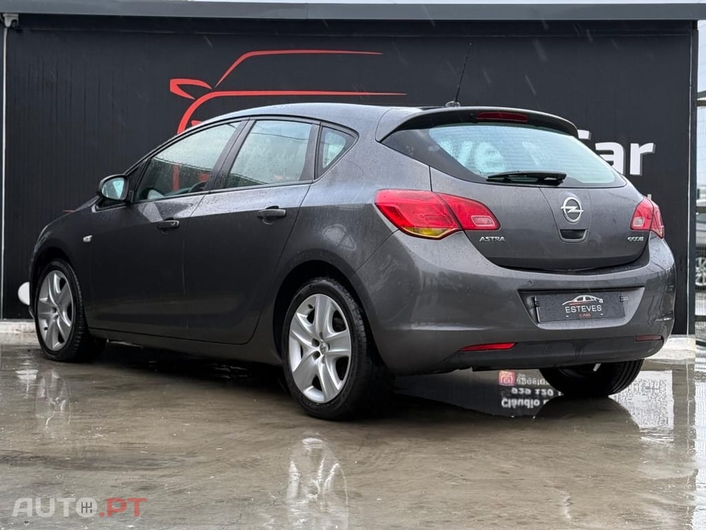 Opel Astra 1.3 CDTi Enjoy