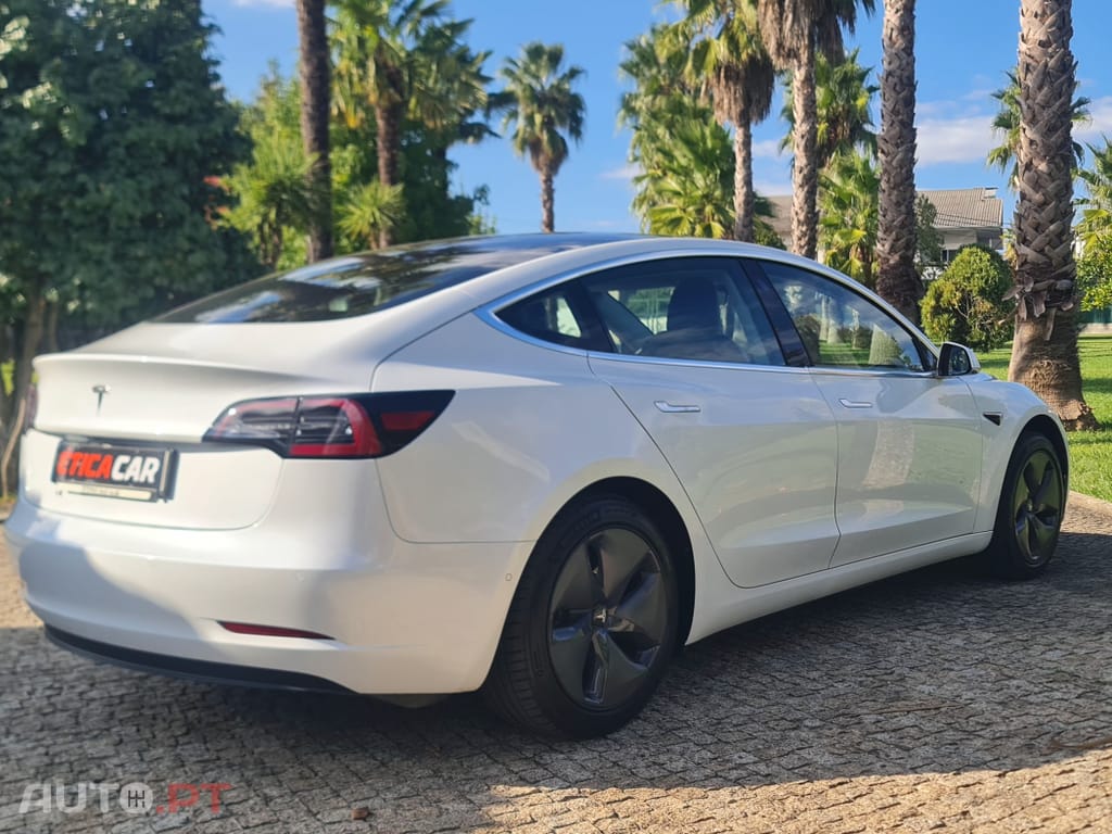 Tesla Model 3 Tração Traseira Premium