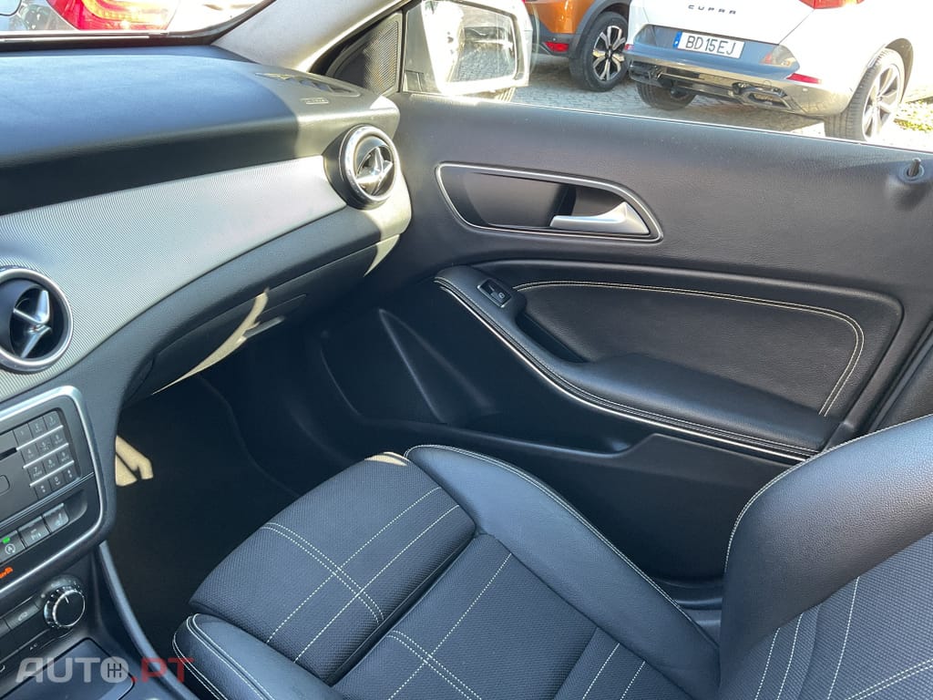 Mercedes-Benz GLA 180 d
