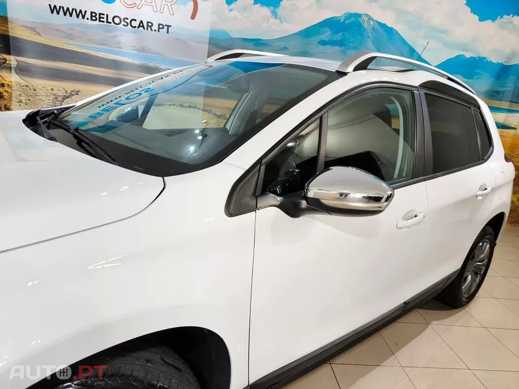 Peugeot 2008 1.2 PureTech Style