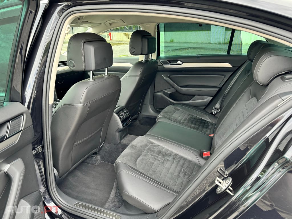 Volkswagen Passat 2.0 TDI R-Line DSG