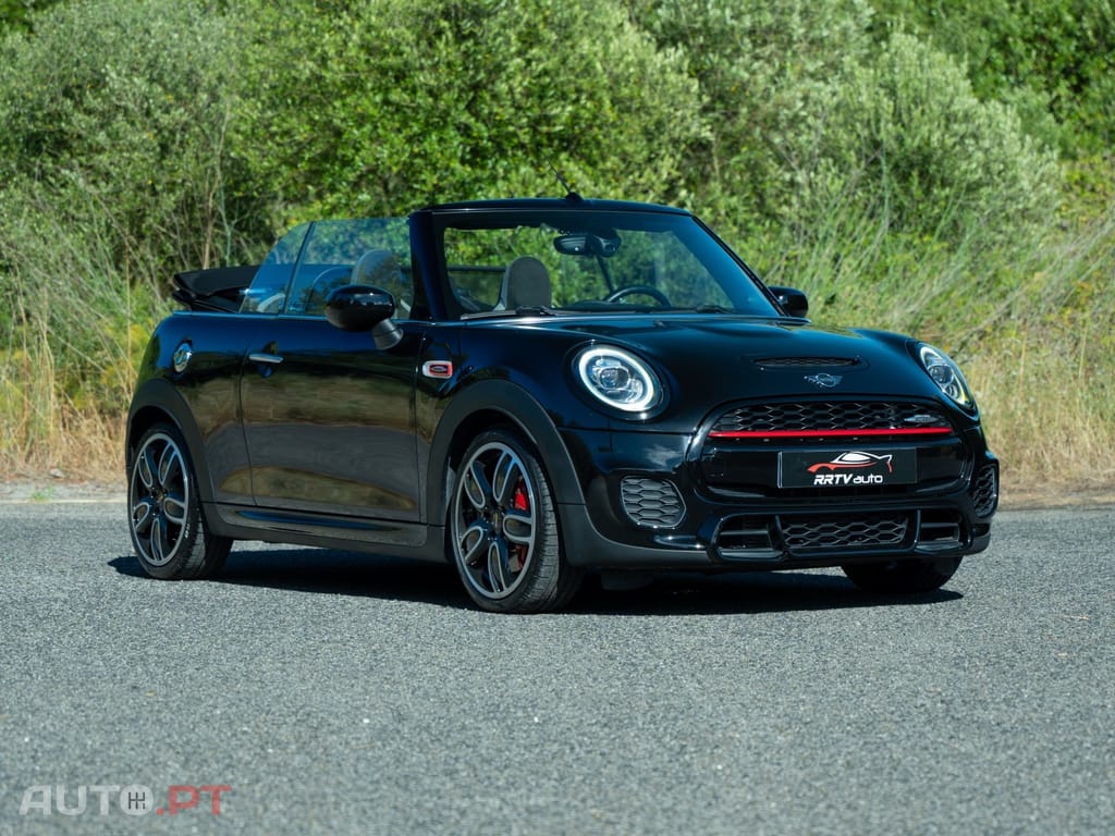 MINI Cabrio John Cooper Works Auto Desportiva