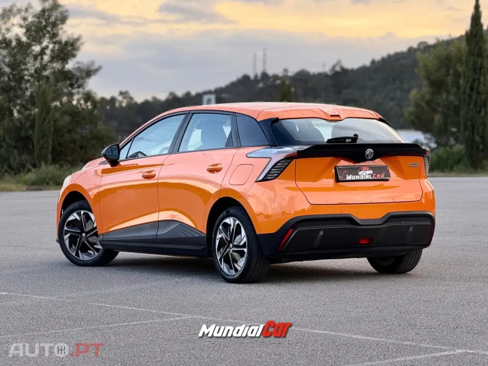 MG MG4 51 kWh Standard