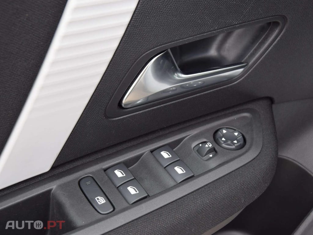 Citroen C4 1.2 Hybrid Plus e-DSC6
