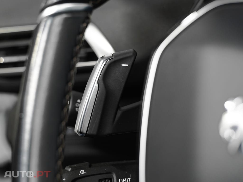 Peugeot 3008 1.6 Hybrid GT e-EAT8