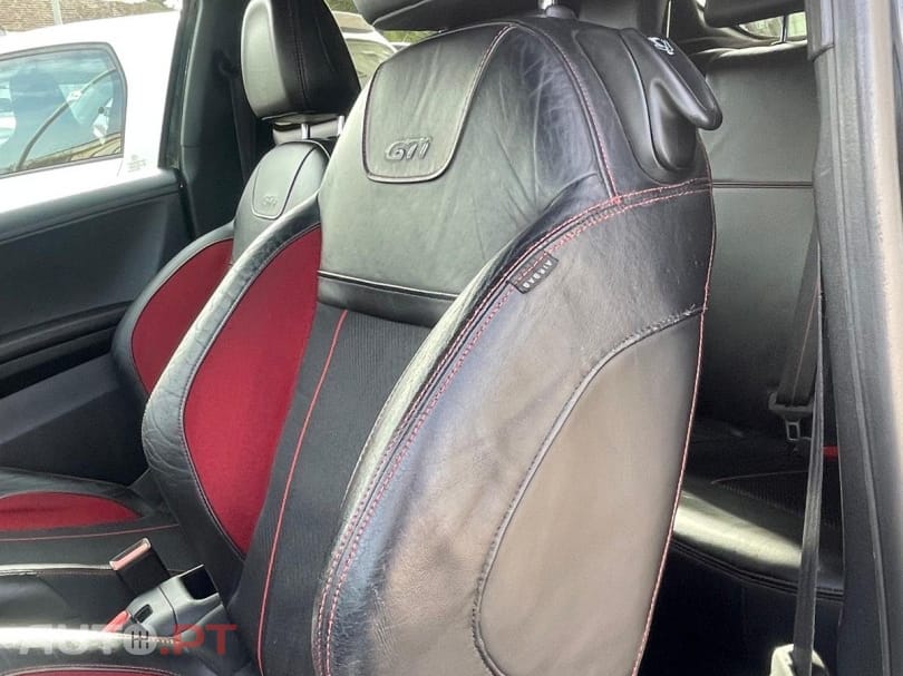 Peugeot 208 1.6 THP GTi