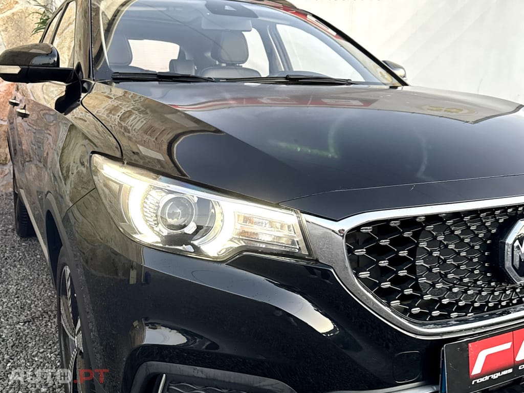 MG ZS EV 44.5 kWh Luxury  c/ IVA