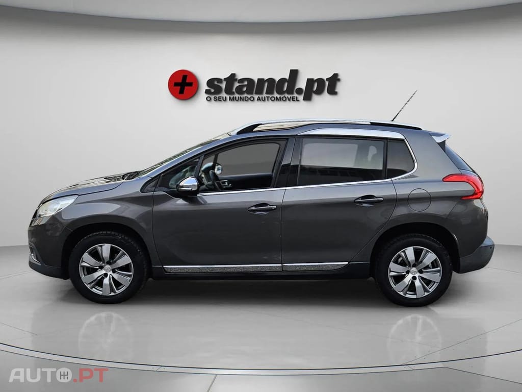 Peugeot 2008 1.2 VTi Allure