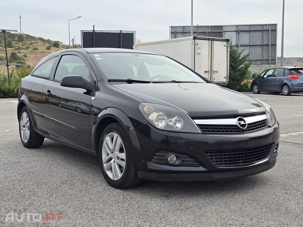 Opel Astra Coupe 1,3 CDTI Coupé GTC SPORT M6