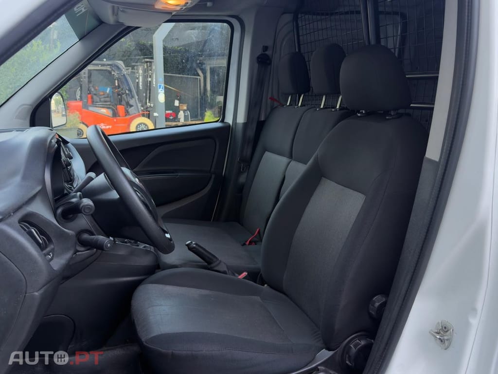 Fiat Doblo XL  1.6 JTD 120 CAVALOS