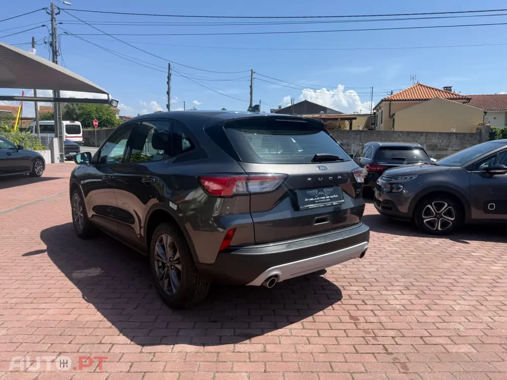 Ford Kuga 1.5 TDCi EcoBlue Titanium Aut.