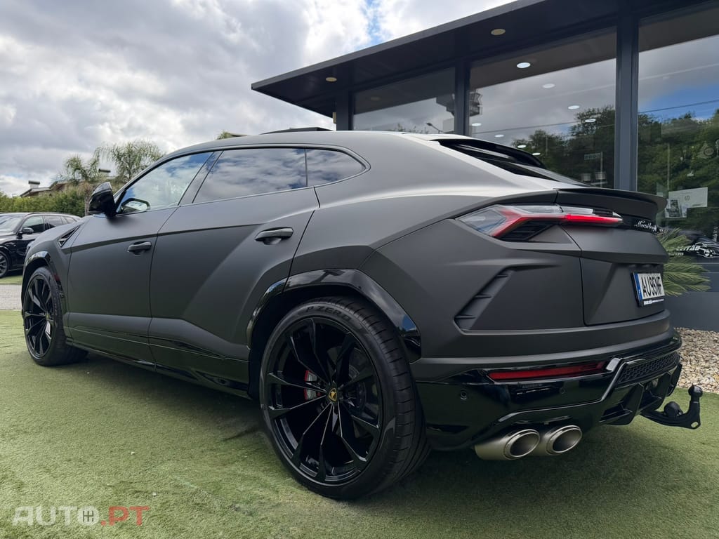 Lamborghini Urus 4.0 V8