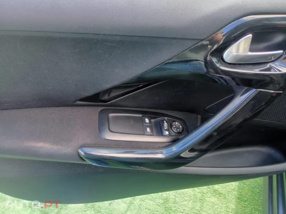 Peugeot 208 1.4 HDi Active