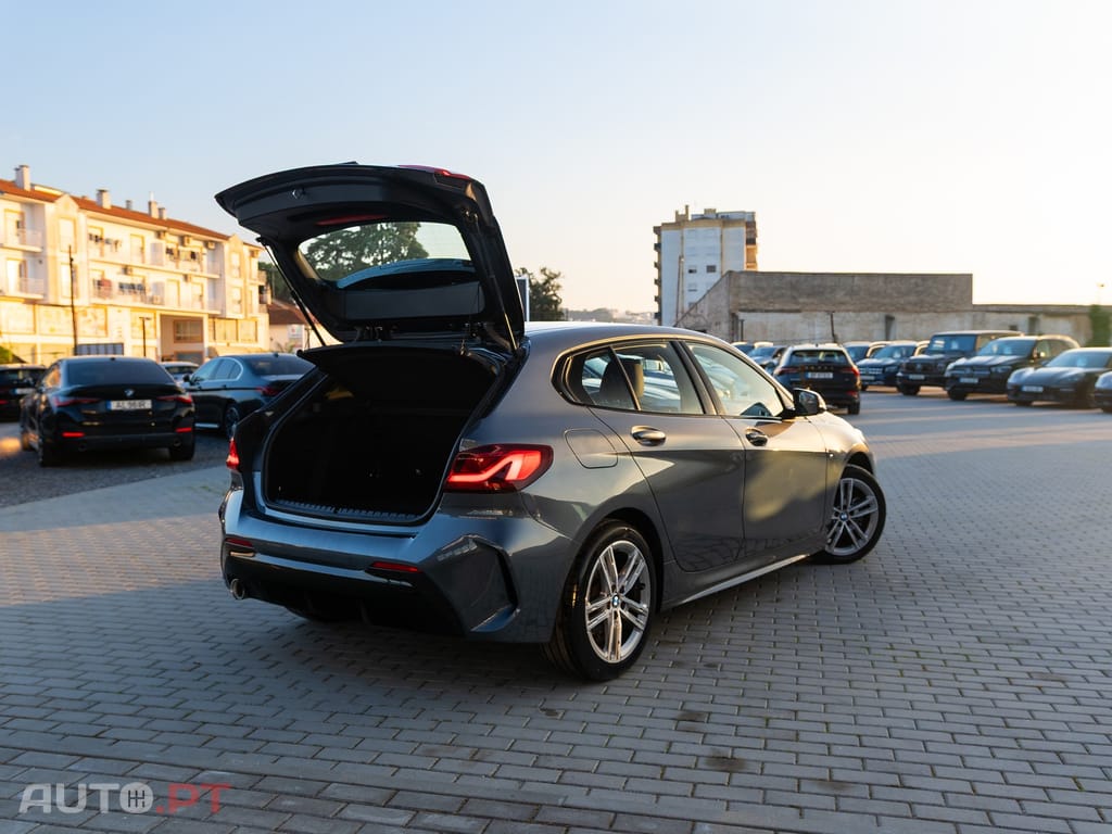 BMW 116 d Pack Desportivo M