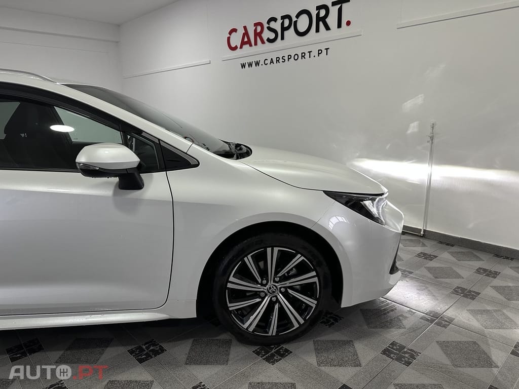 Toyota Corolla 1.8 Hybrid Exclusive