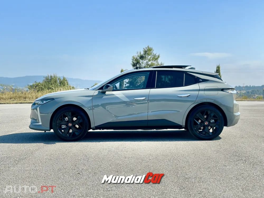 DS DS4 E-TENSE 225 PERFORMANCE LINE