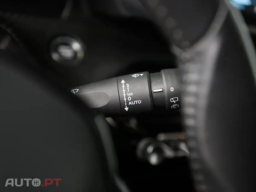 Peugeot E-2008 50 kWh Allure Pack