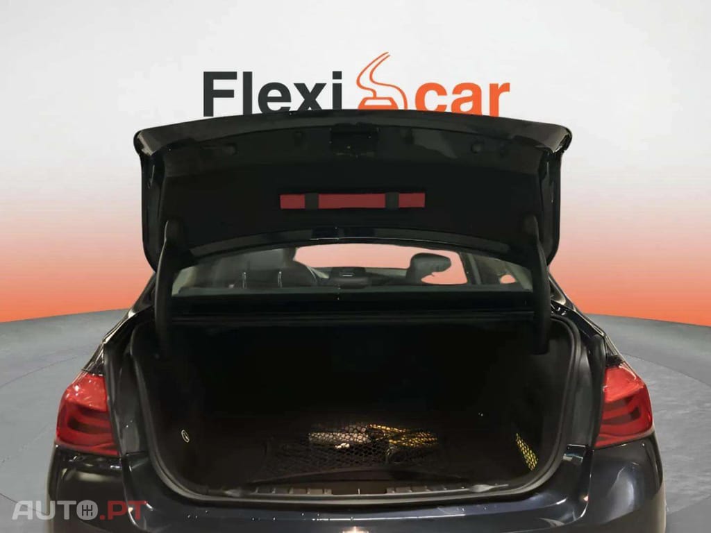 BMW 330 e iPerformance Line Sport