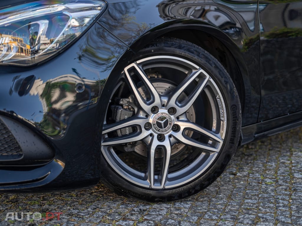 Mercedes-Benz CLA 180 d AMG Line