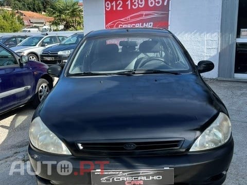 Kia Rio 1.3 LS Confort — fotografia 2