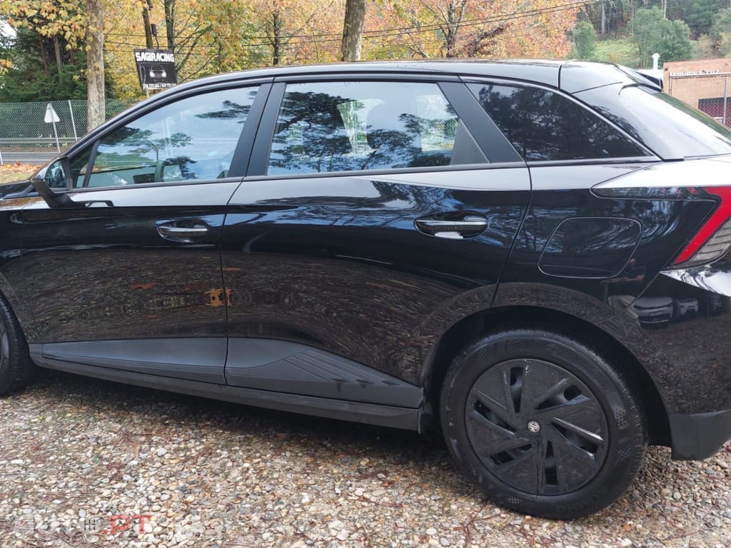 MG MG4 51 kWh Standard