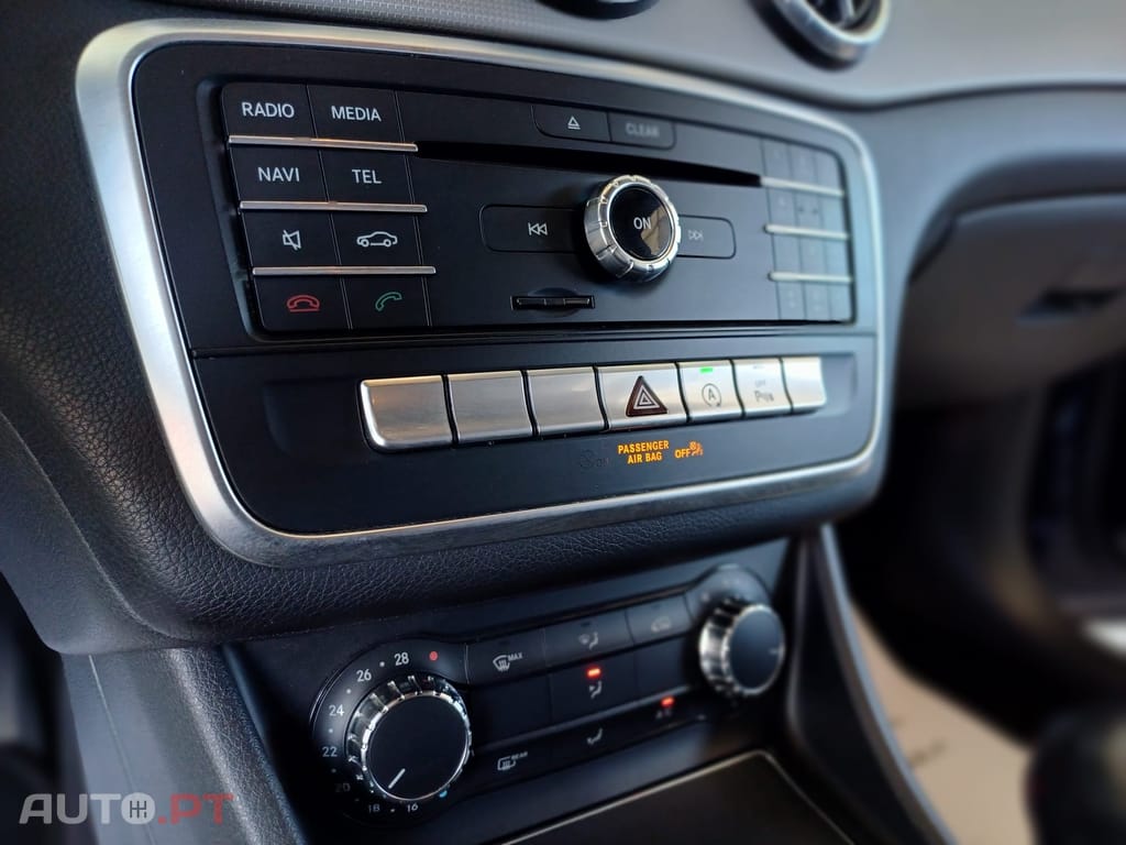 Mercedes-Benz CLA 180 d Urban