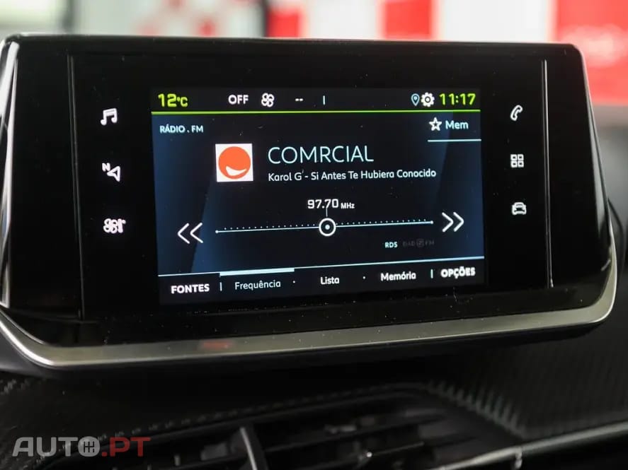 Peugeot E-2008 50 kWh Allure Pack