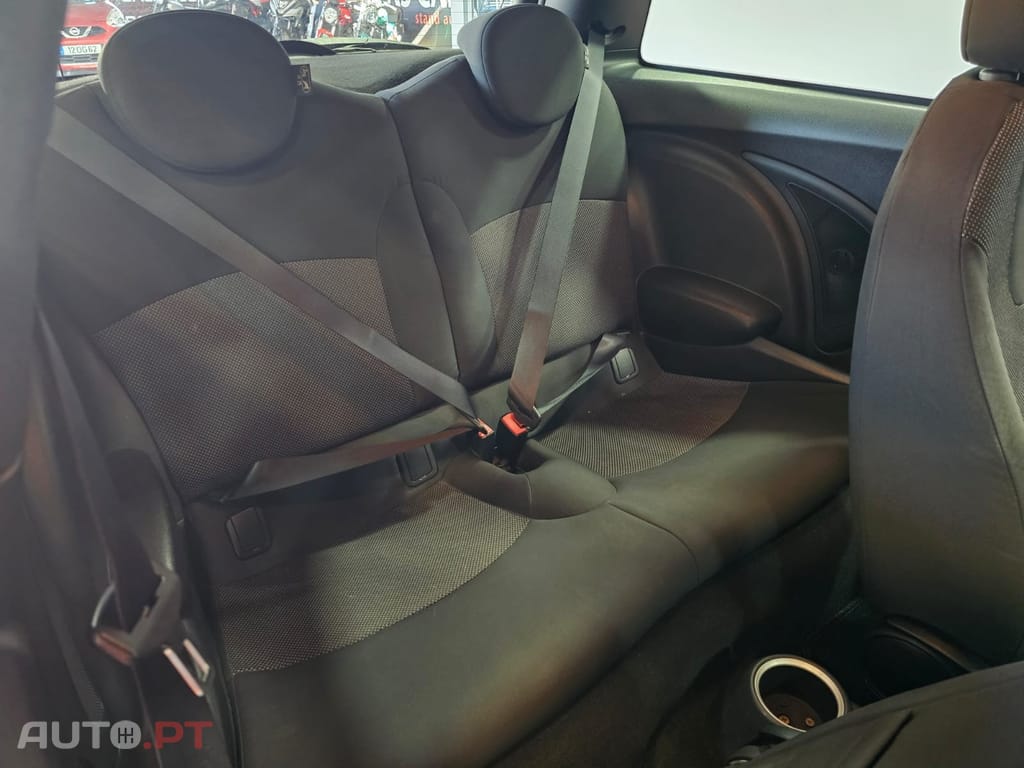 MINI Cooper D