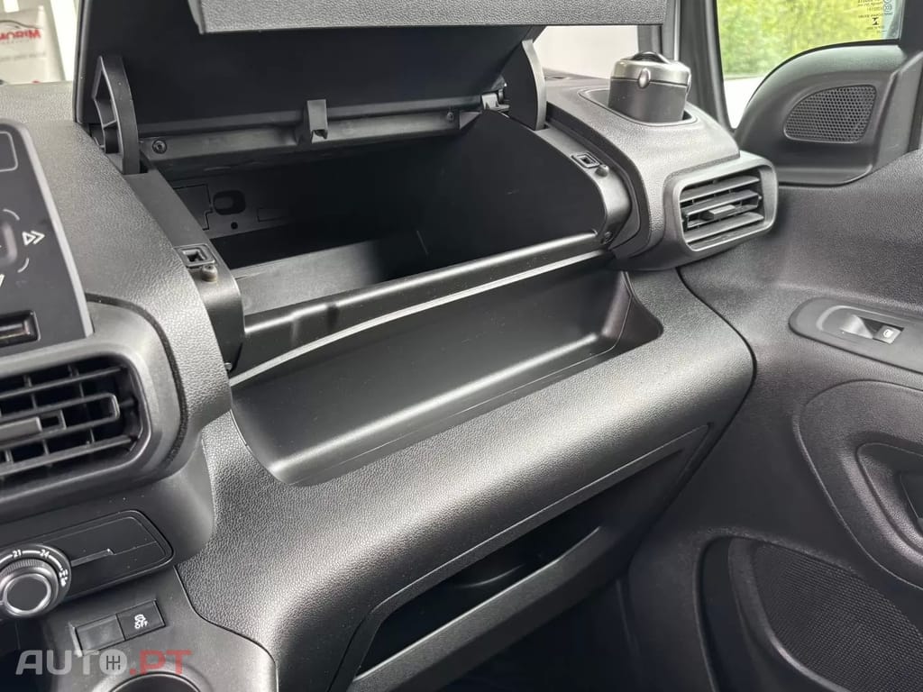 Peugeot Partner PARTNER 1.5 BLUEHDI PRO ST 3-LUG ( iva dd )