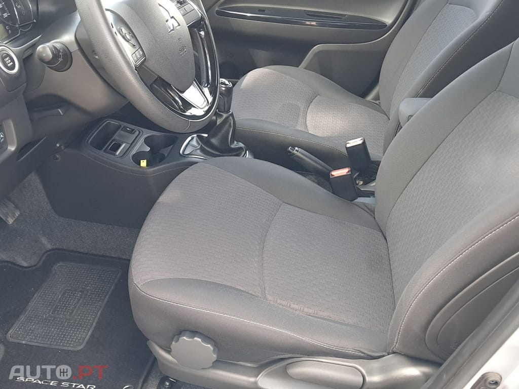 Mitsubishi Space Star 1.2 Intense Connect Edition