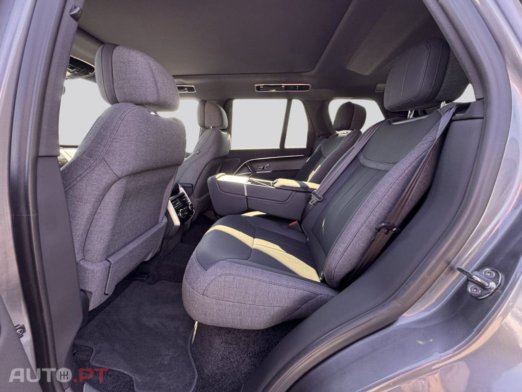 Land Rover Range Rover I.V.A DEDUTIVEL P460e Hybrid HSE  