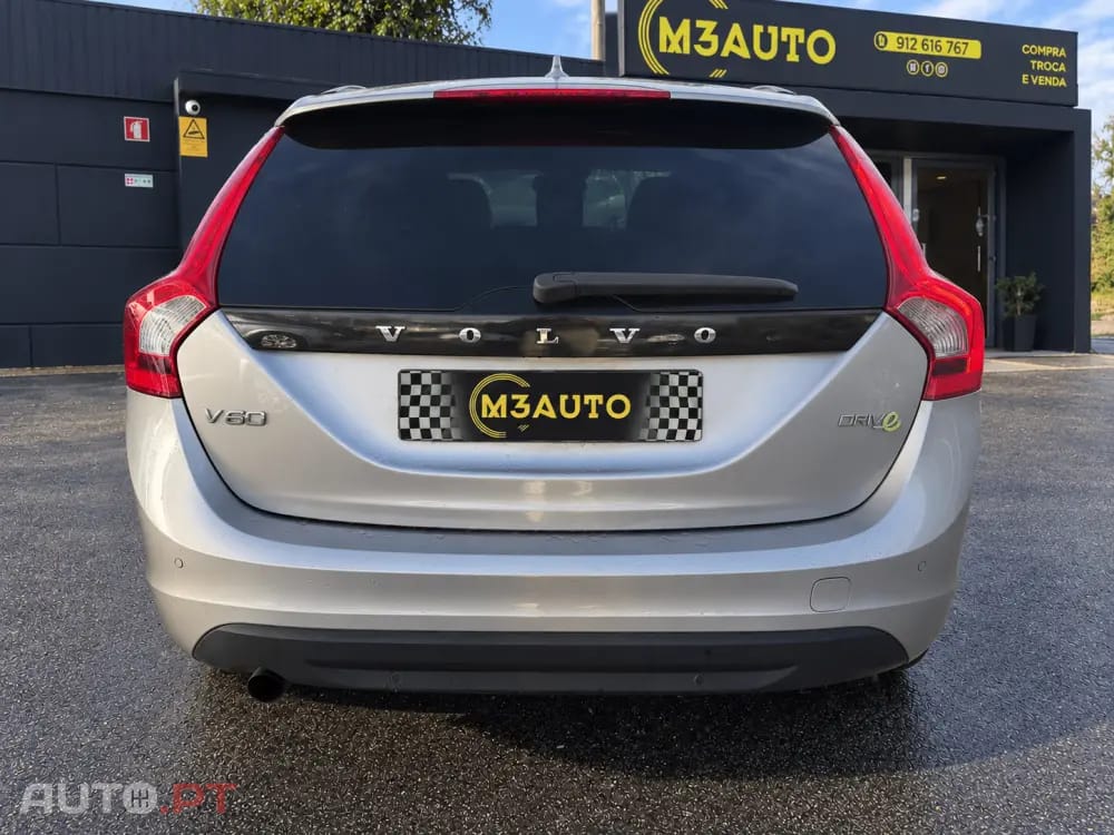 Volvo V60 1.6 D2 Momentum Eco