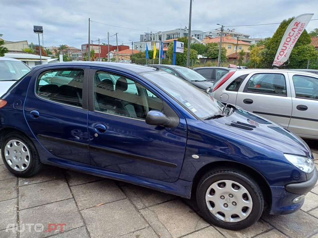 Peugeot 206 1.1 Color Line