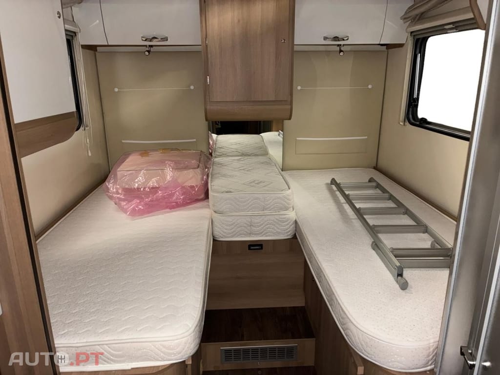 Ford Transit 2.2 Roller Team