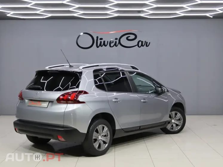 Peugeot 2008 1.5 BlueHDi Style