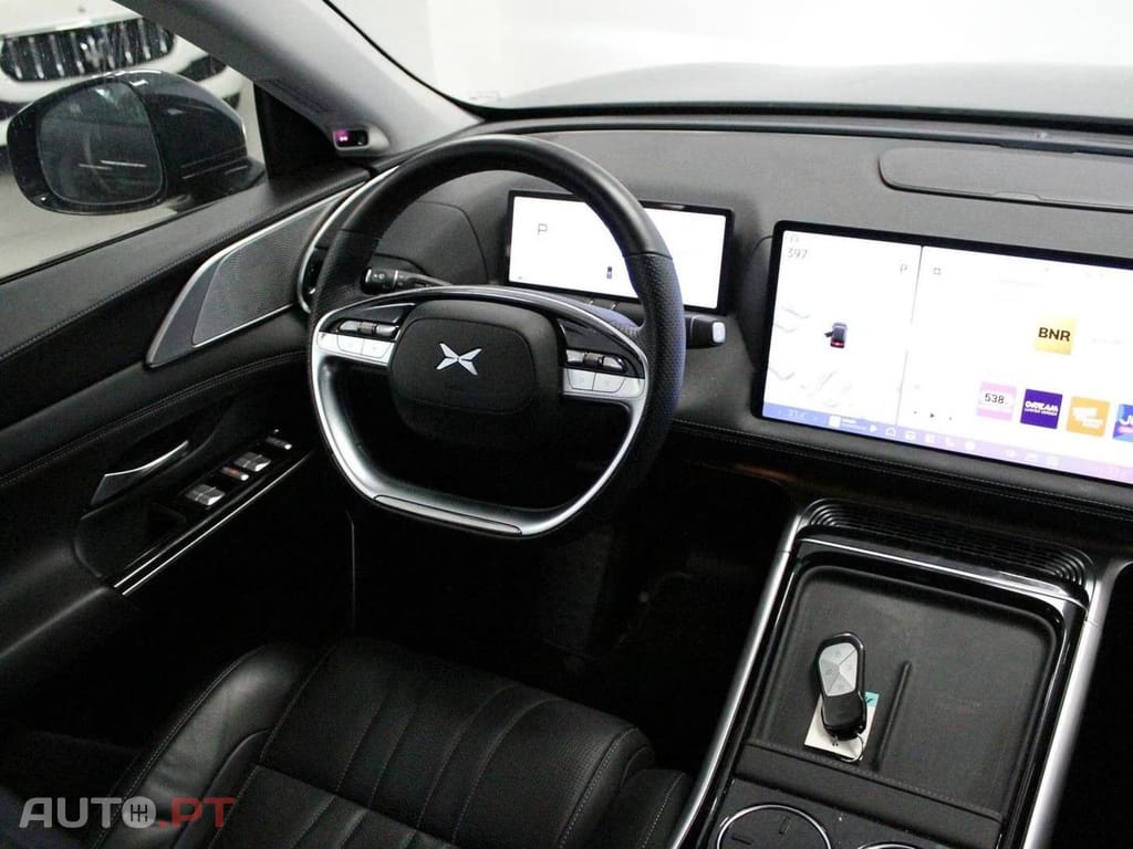 XPeng G9 78.2 kWh Standard Range