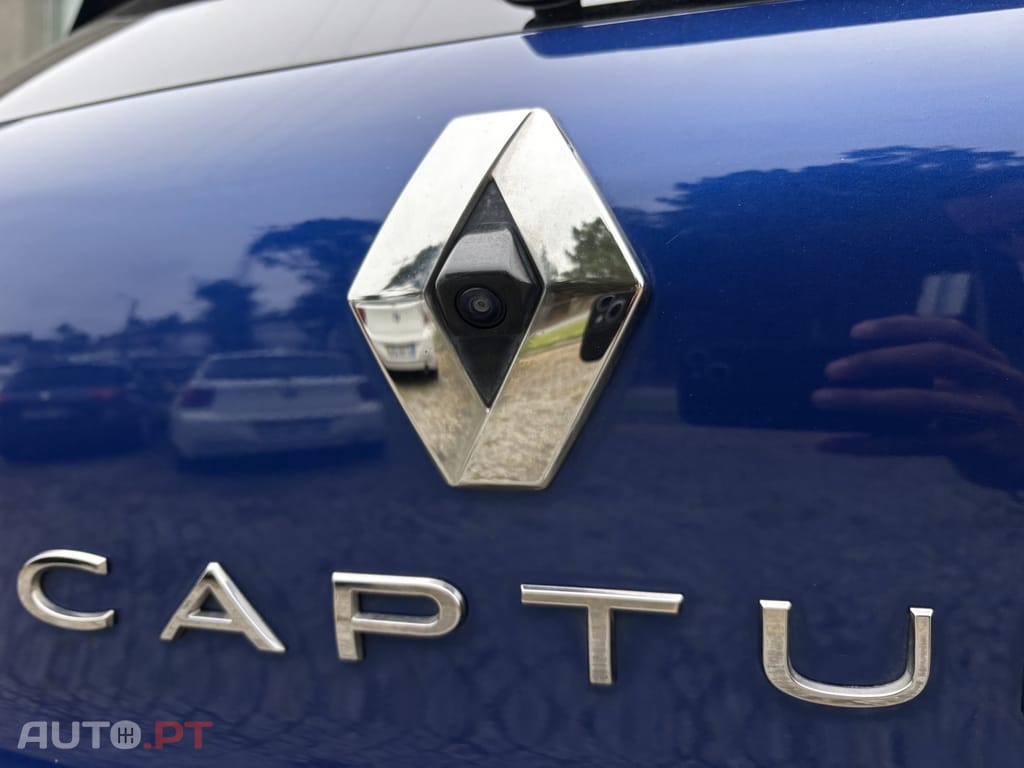 Renault Captur 1.6 E-Tech Plug-In Intens