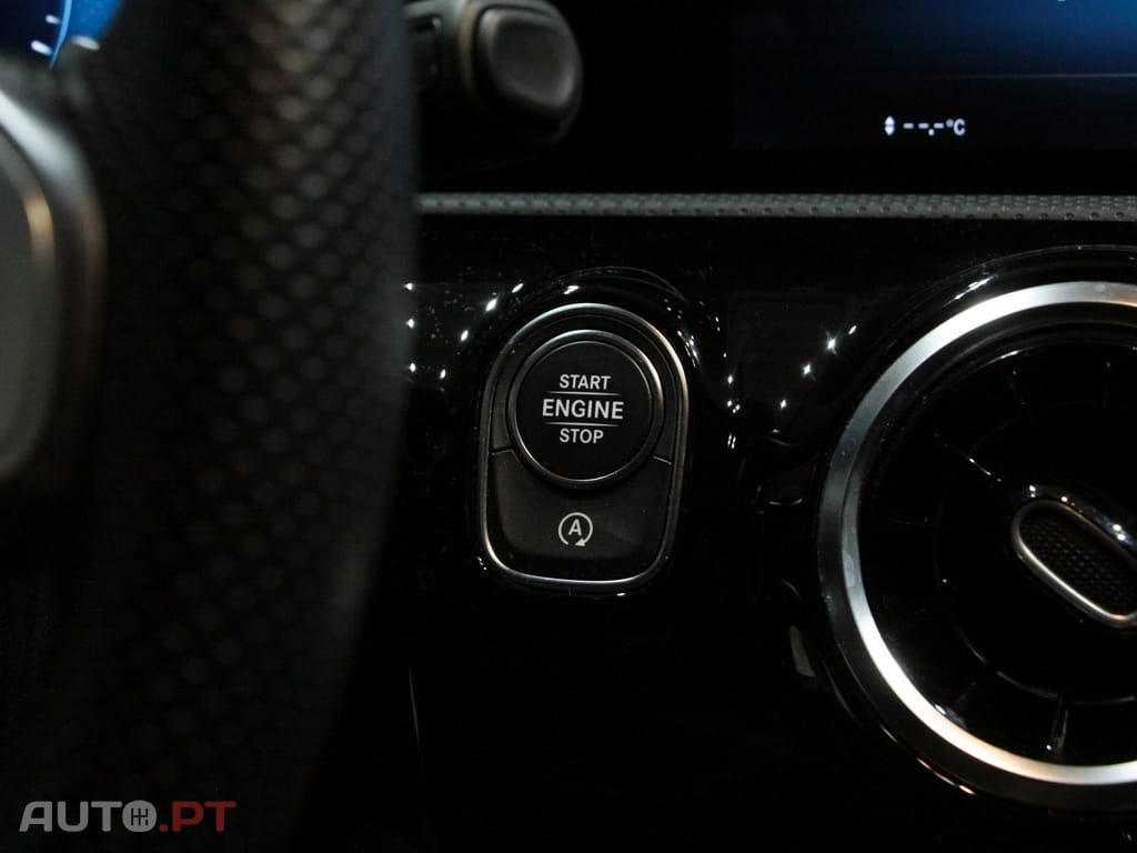 Mercedes-Benz CLA 180 d AMG Line