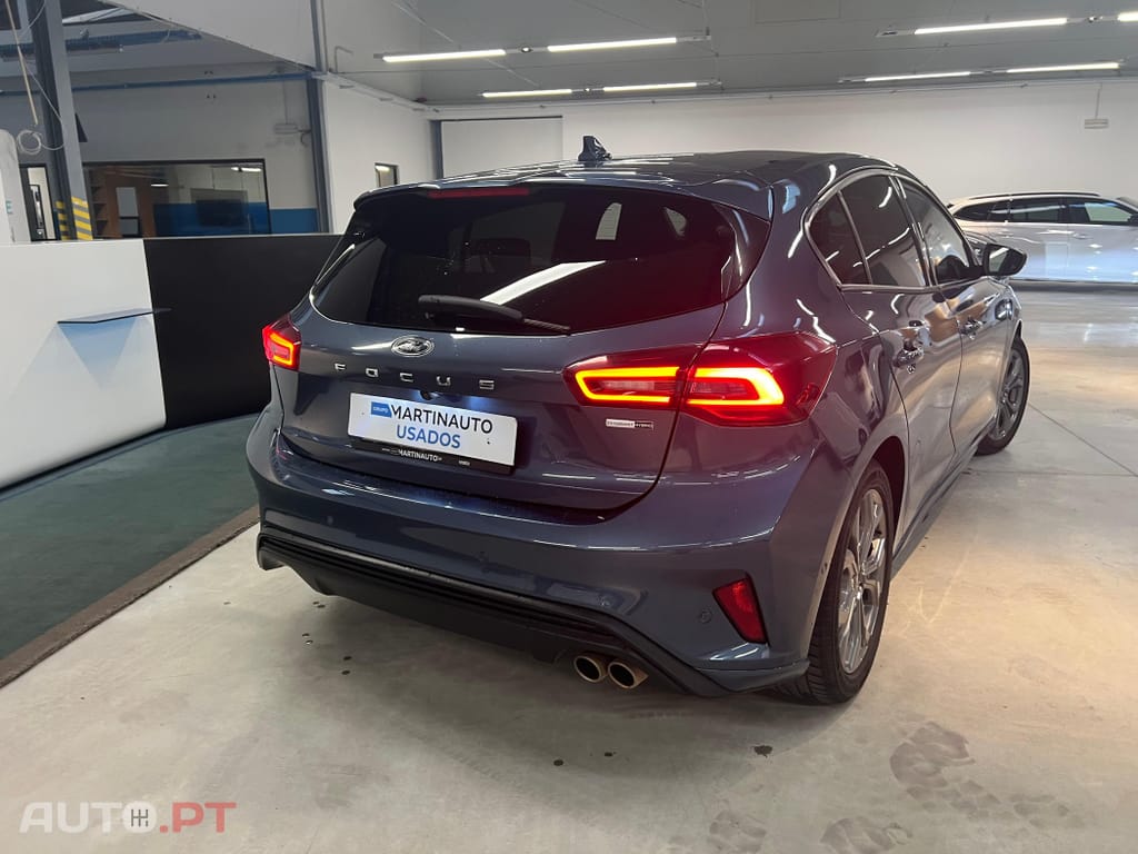 Ford Focus 1.0 EcoBoost MHEV ST-Line
