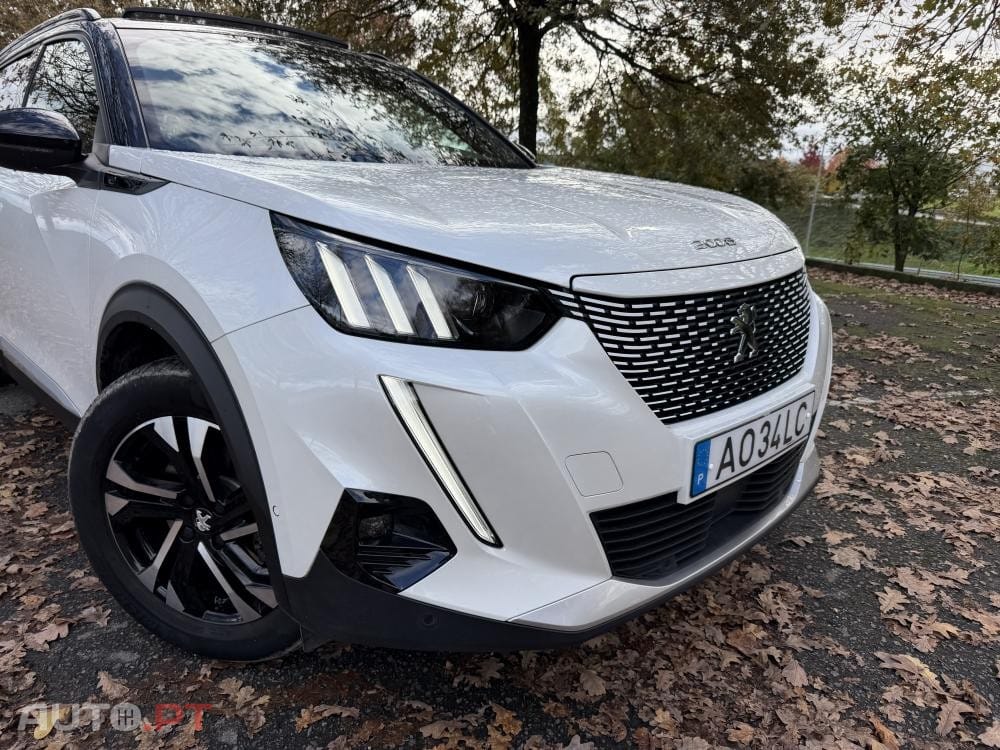 Peugeot E-2008 50 kWh GT Pack