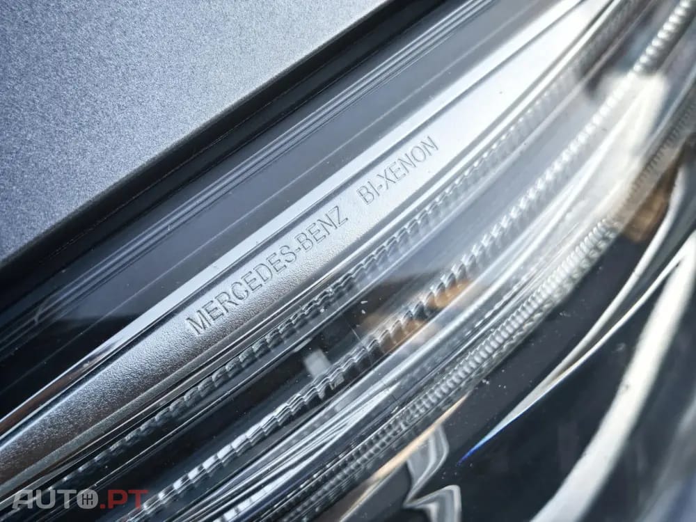 Mercedes-Benz CLA 220 (CDI) d 4Matic 7G-DCT Orange Art Edition