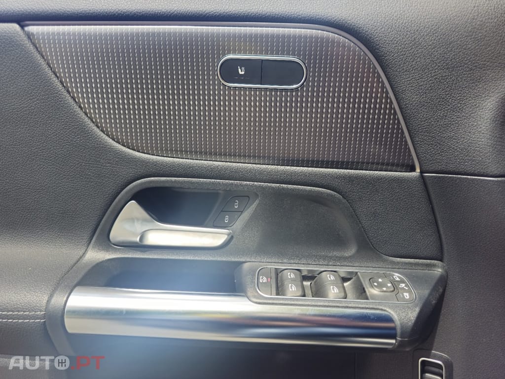 Mercedes-Benz GLA 180 d 8G-DCT