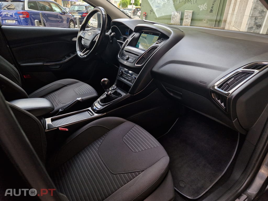 Ford Focus SW TITANIUM